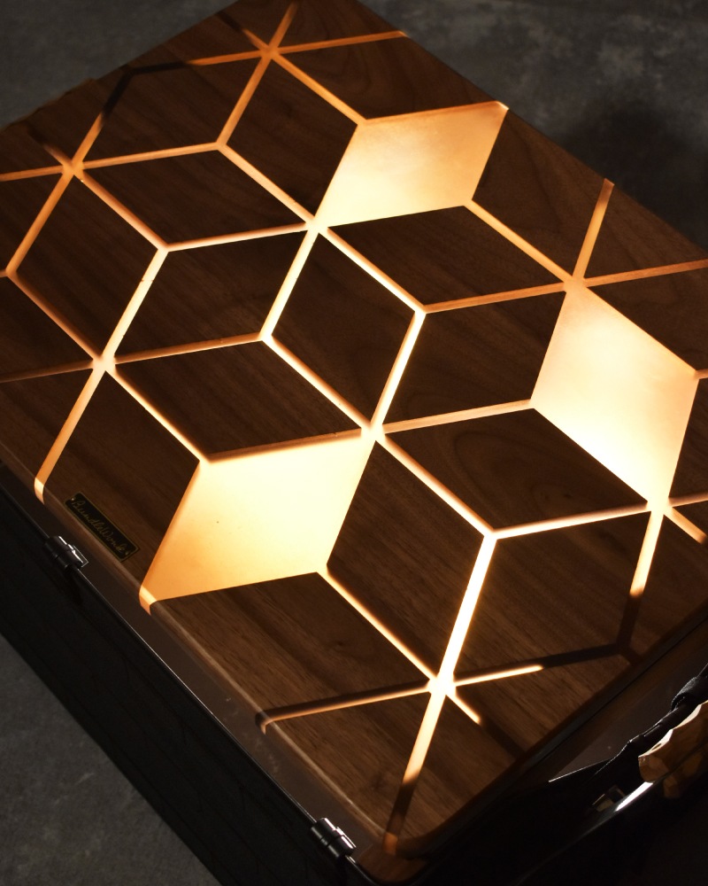 【訳あり傷あり14番】シェルコン50天板レール付き KATAMEN AMBER シェルフコンテナ 三脚天板 ウォールナット＆レジン※生産予定未定