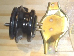 Gr.N PartsENGINE MOUNT Rh & Lh SET