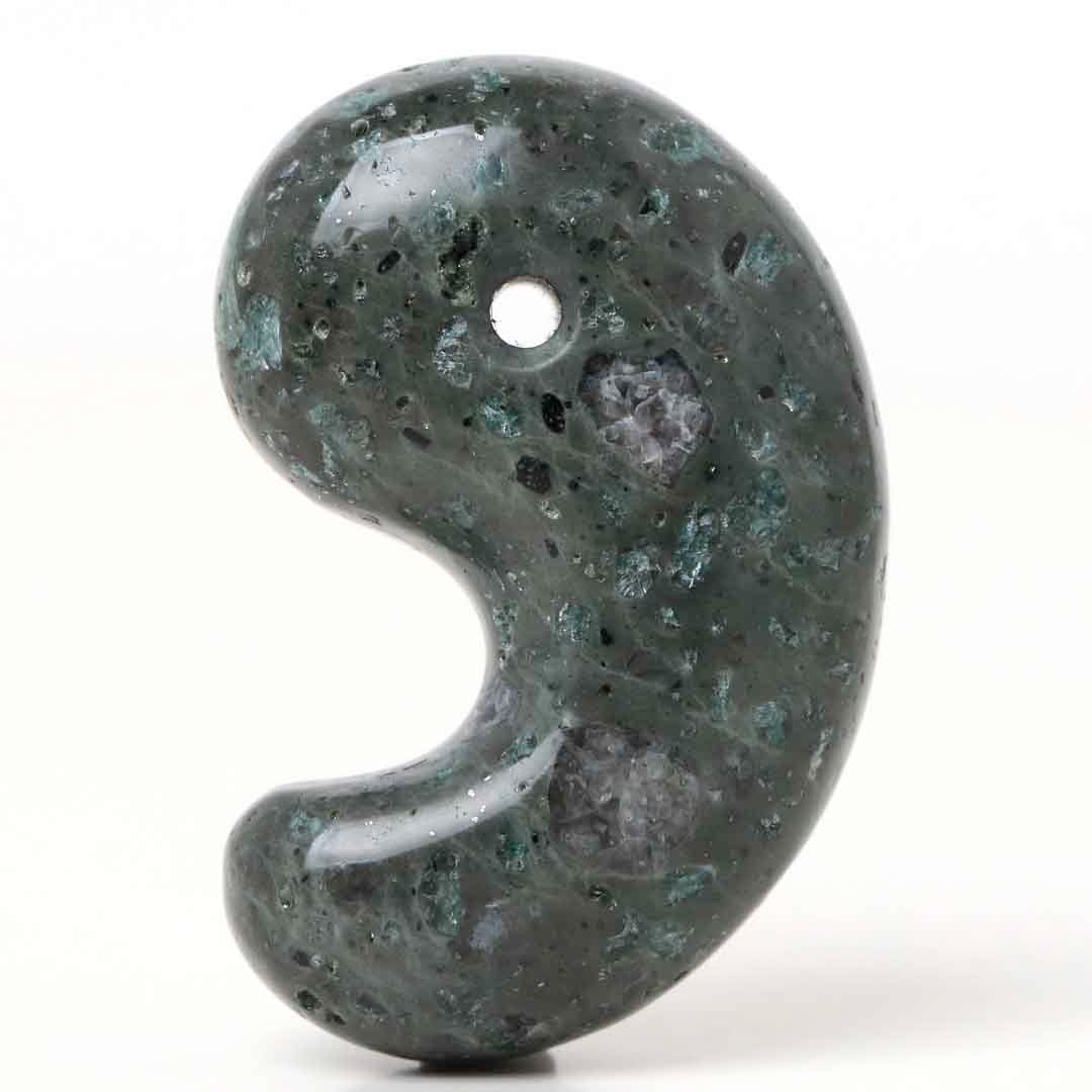 ★ギベオン 大和型勾玉 20×12×6ミリA(珍品！) ☆ギベオン 大和型勾玉 20×12×6ミリC(珍品！) ギベオン 模様