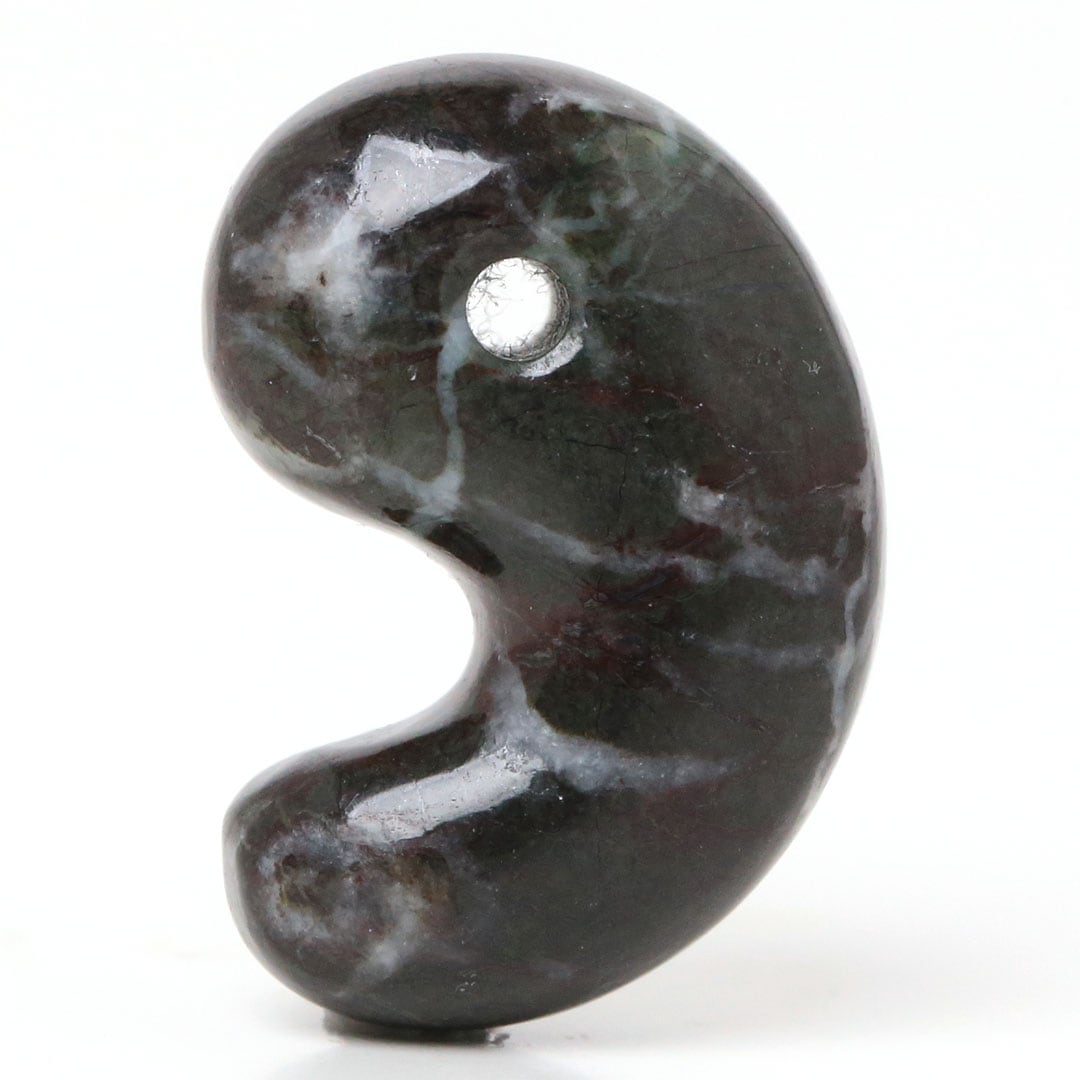 数量限定】伊勢青石 出雲型勾玉 20ミリ