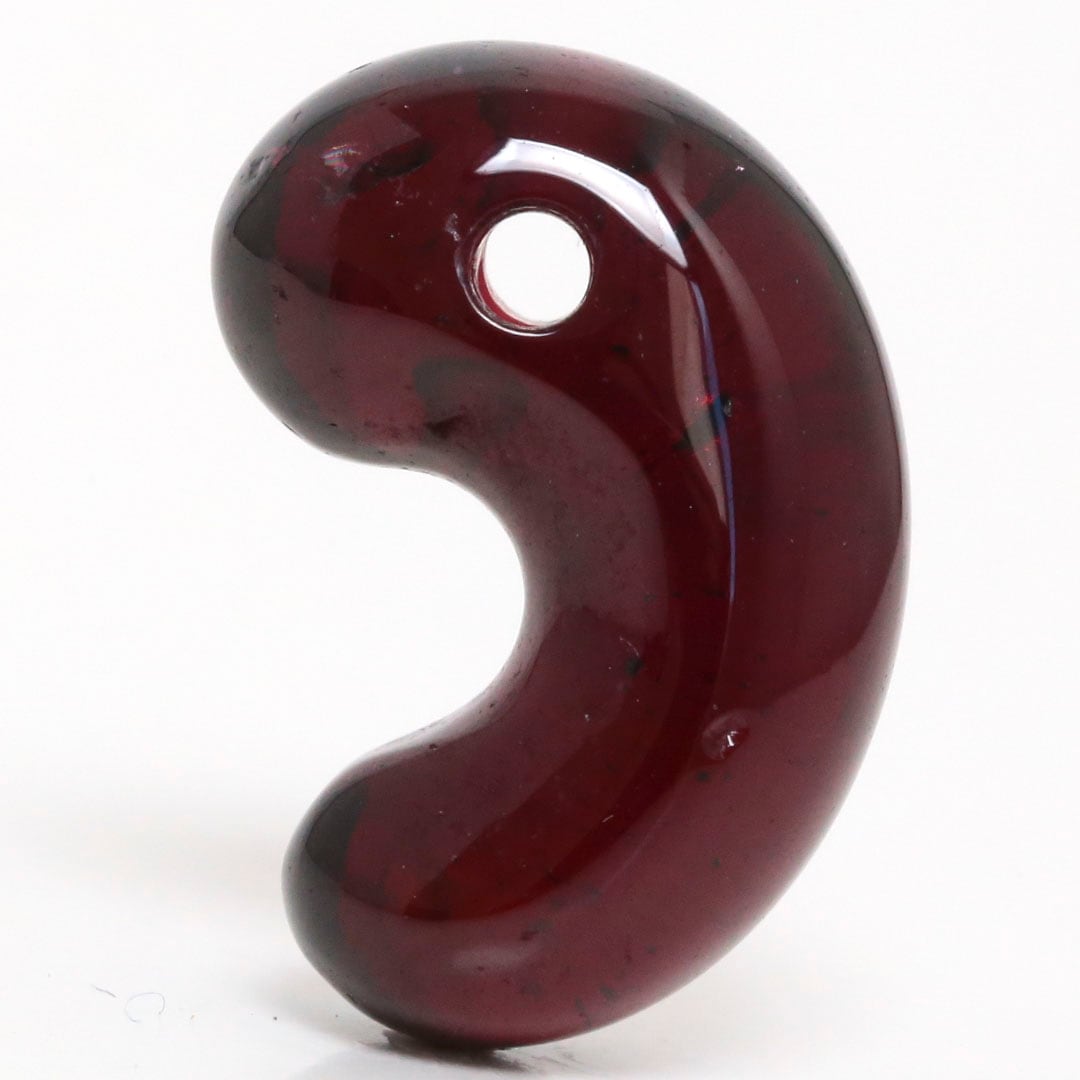 ガーネット出雲型勾玉