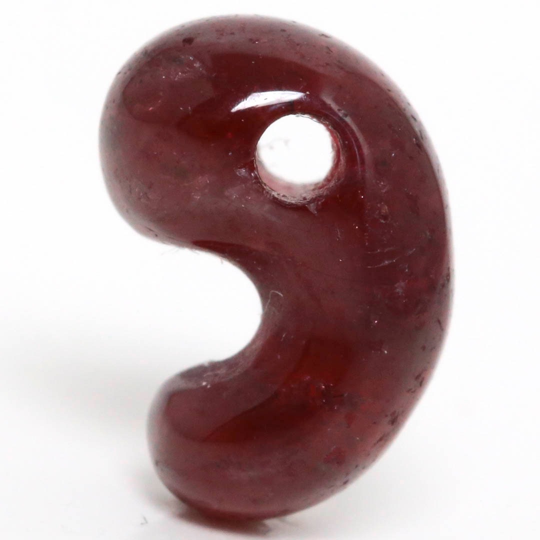 ガーネット出雲型勾玉