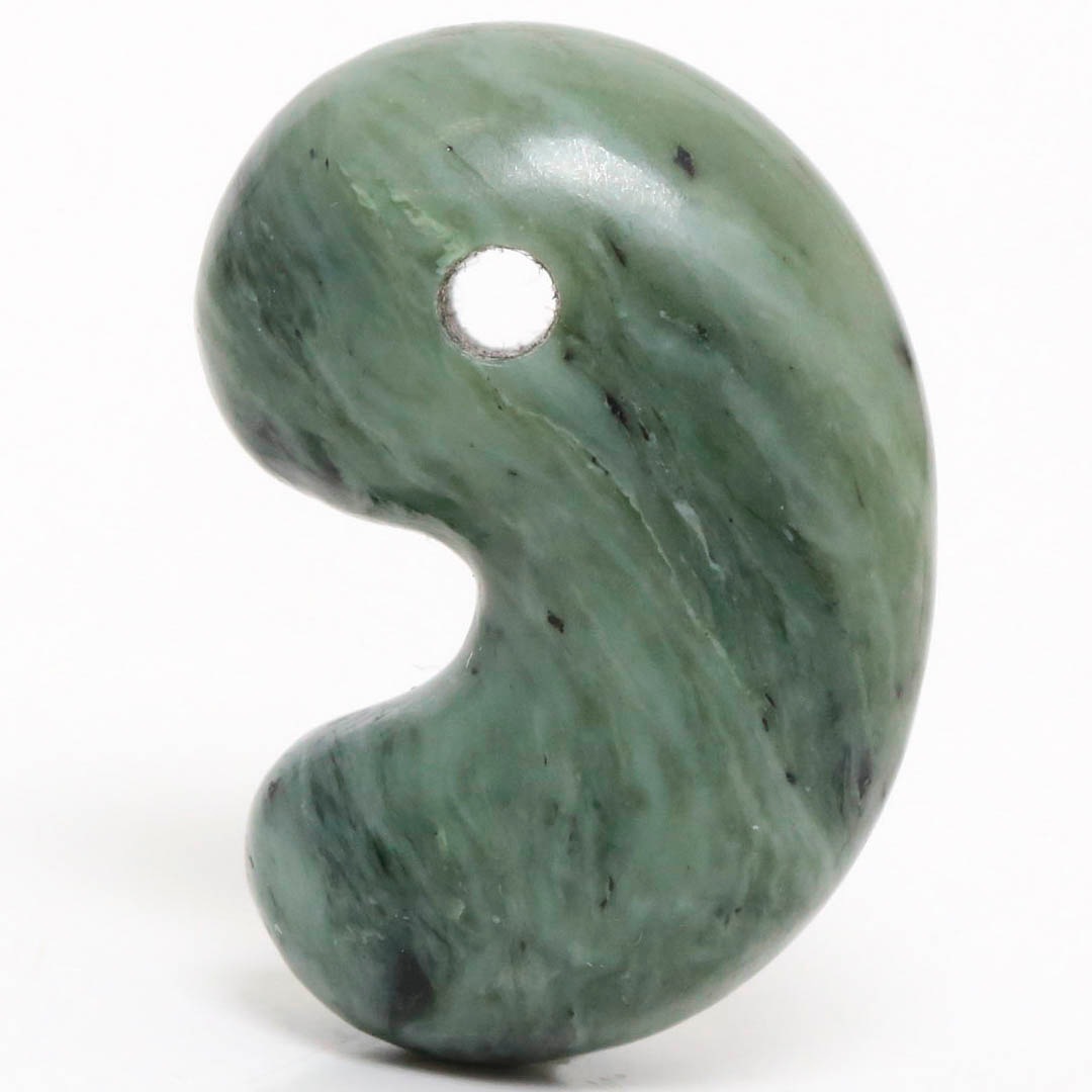 日高ヒスイ出雲型勾玉