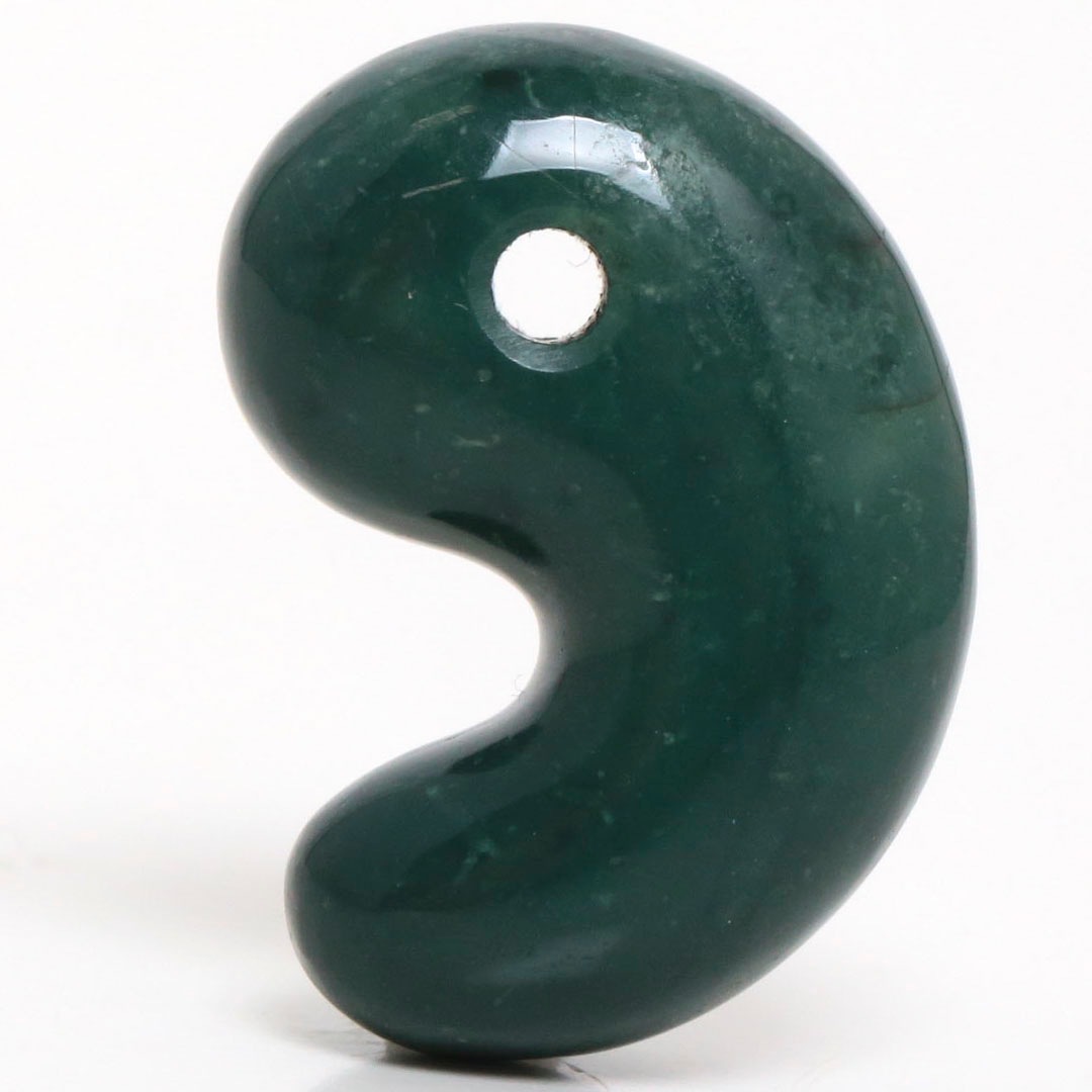 花仙碧玉 出雲型勾玉 20ミリ