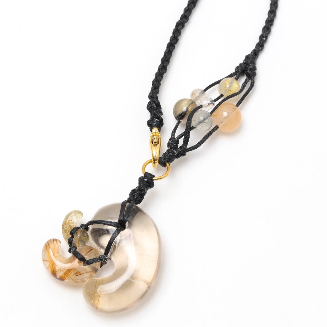 2026年ラッキーカラーアクセサリー