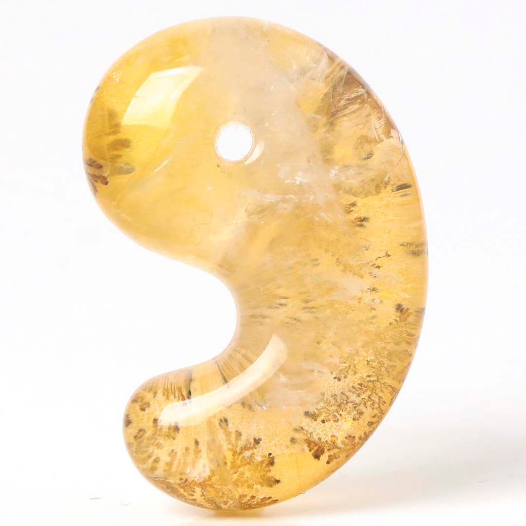 勾玉 虹入りデンドリチッククォーツTOP 出雲型勾玉 30ミリ