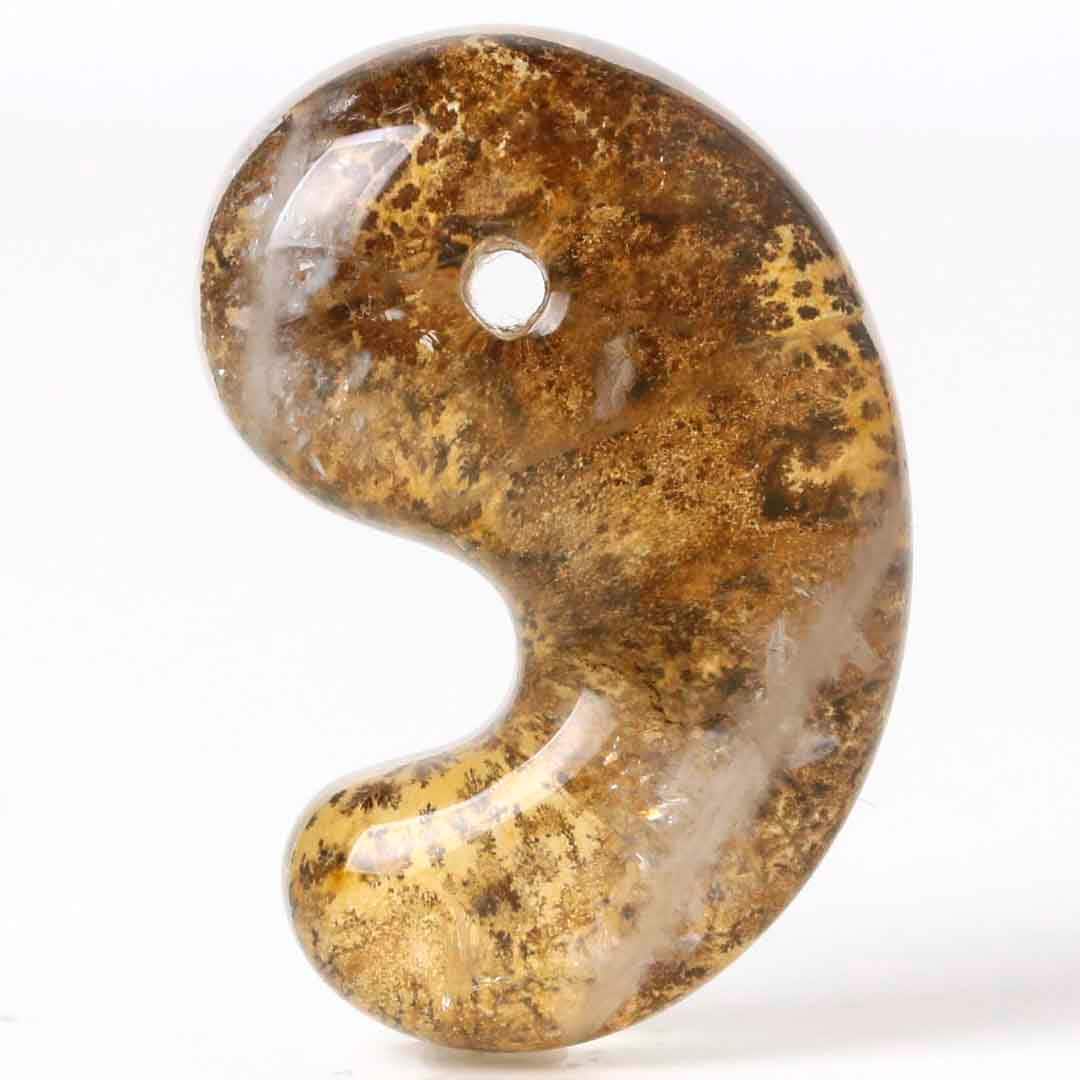 虹入りデンドリチッククォーツ 出雲型勾玉 30ミリ