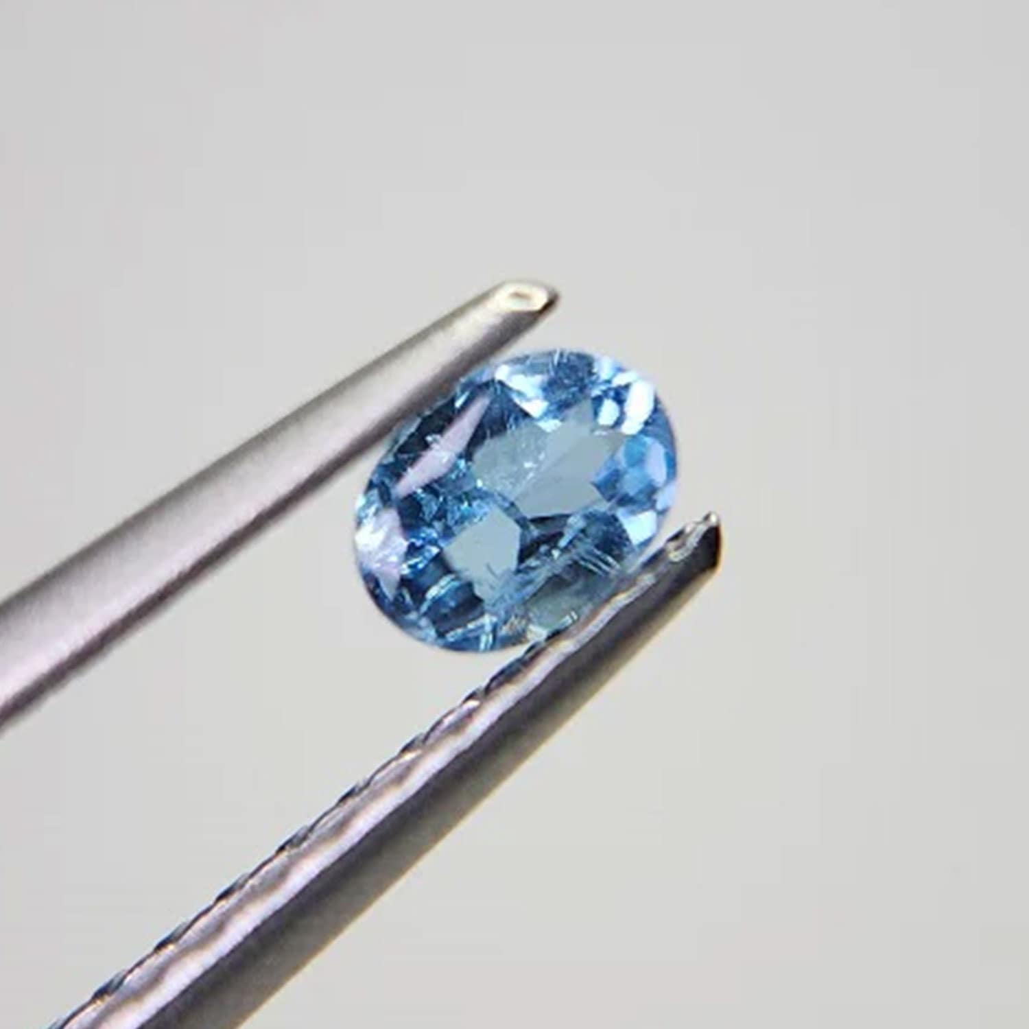アクアマリン ルース （サンタマリアカラー）0.15ct