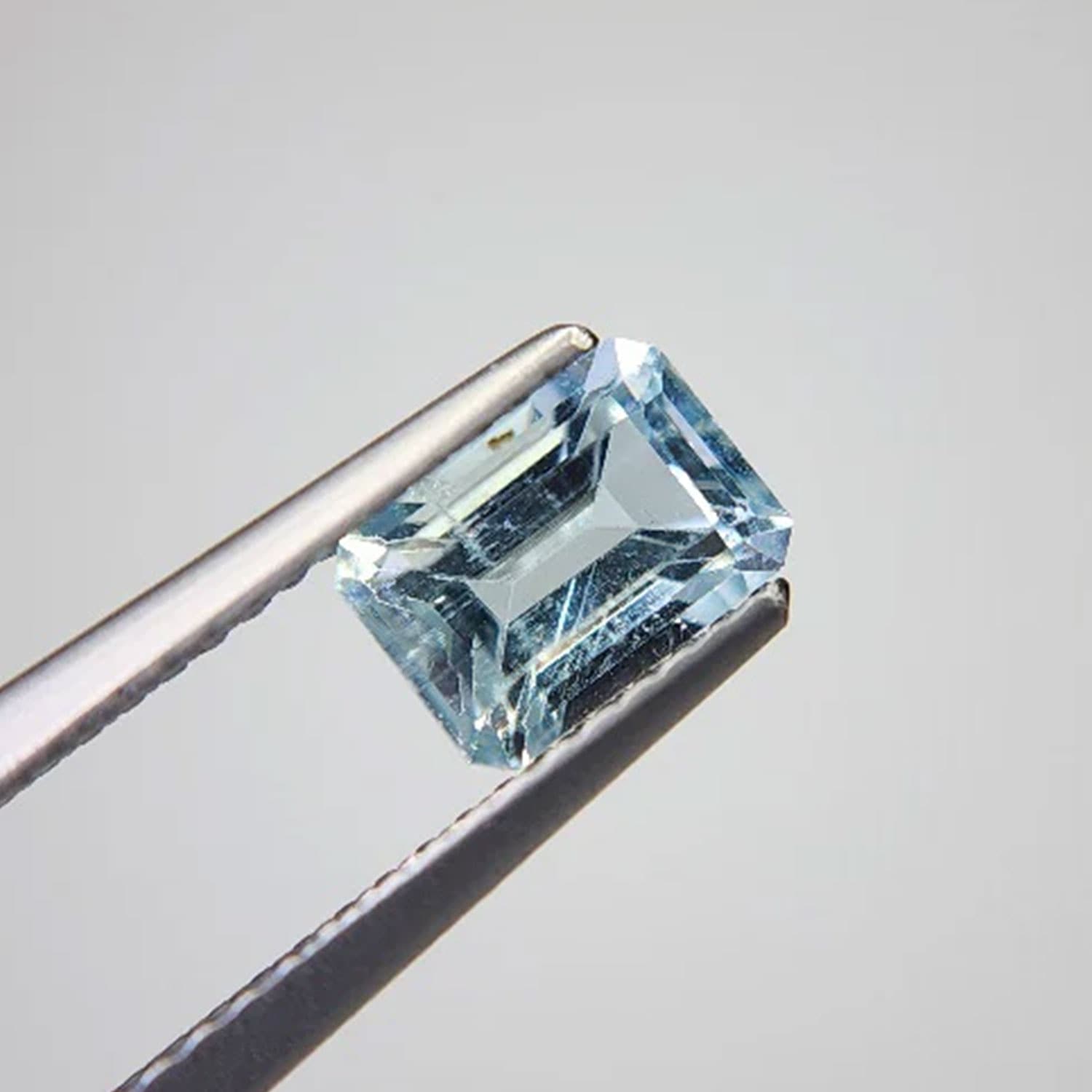 アクアマリン ルース 0.74ct