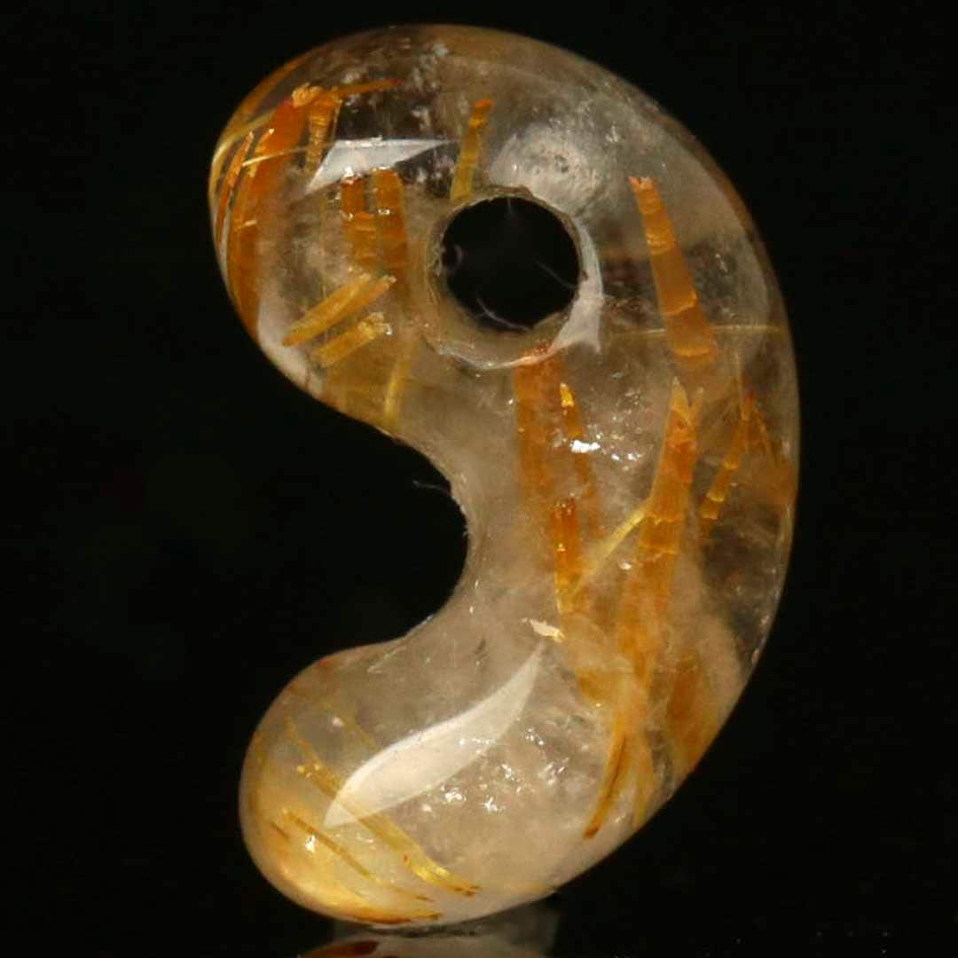 ゴールデンルチルクォーツ 出雲型勾玉 10ミリ