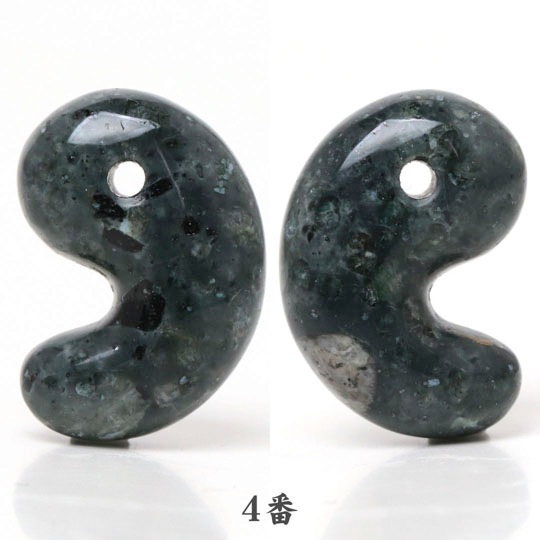 出雲鏡石 出雲型勾玉 20ミリ