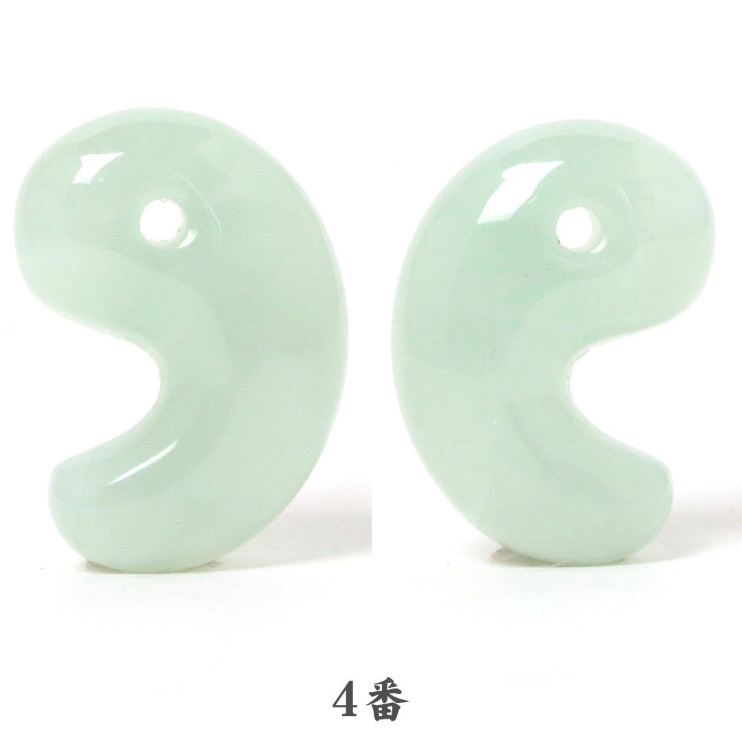 ビルマ翡翠 出雲型勾玉 16ミリ ビルマ翡翠 出雲型勾玉 16ミリ