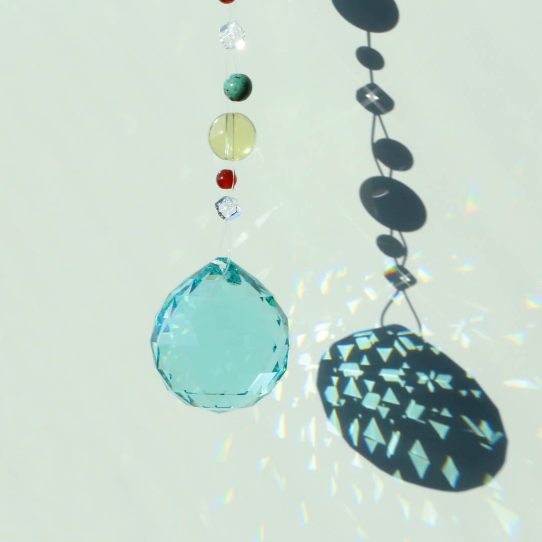 2026ラッキーカラーサンキャッチャー_魔除け