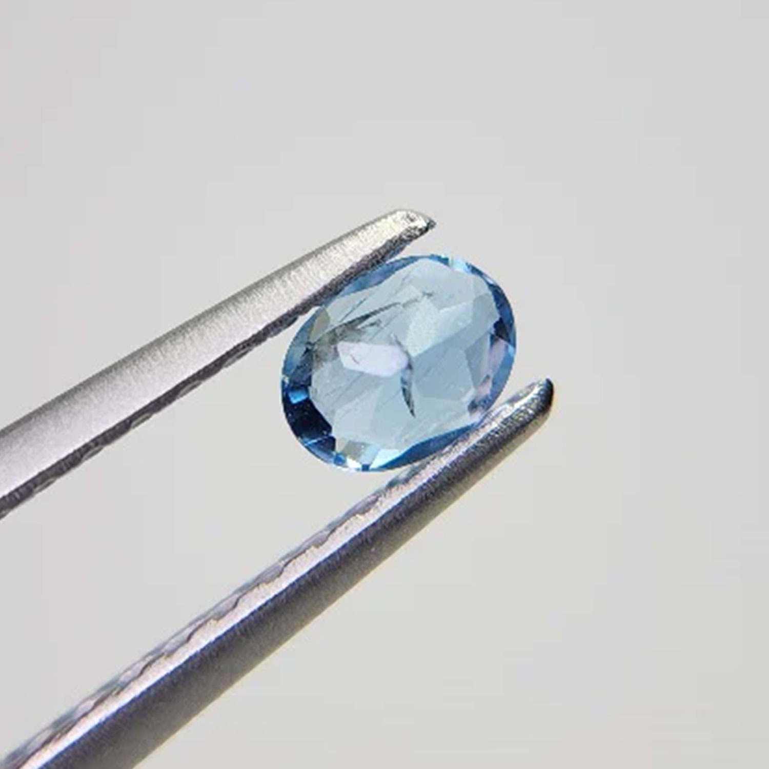 アクアマリン ルース （サンタマリアカラー）0.15ct