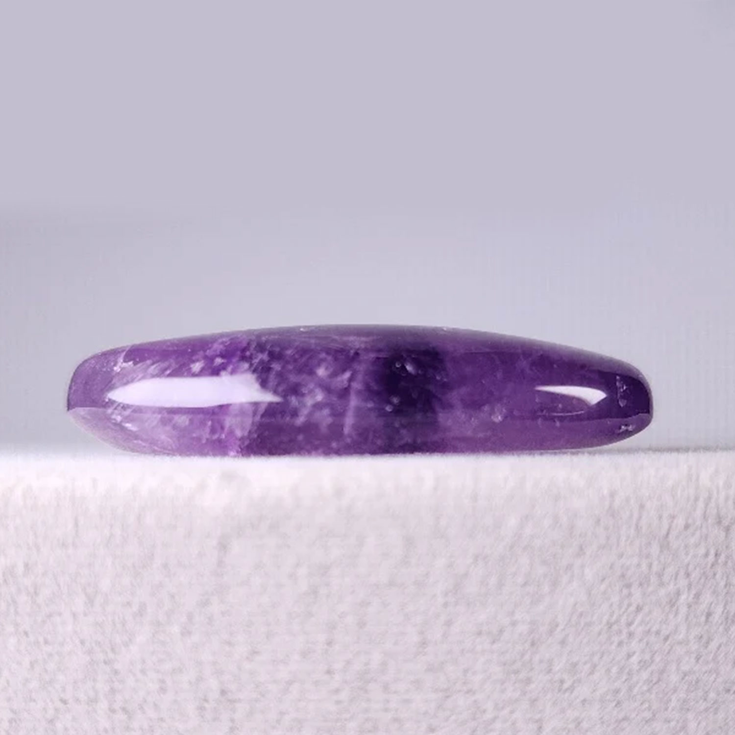 トラッピッチェアメジスト ルース 29.78ct