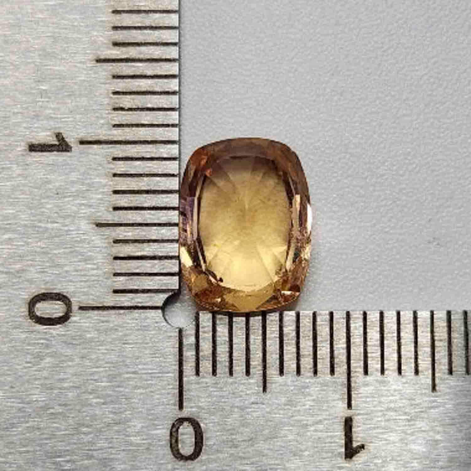 ヘソナイトガーネット ルース ヘソナイトガーネット ルース 3.71ct