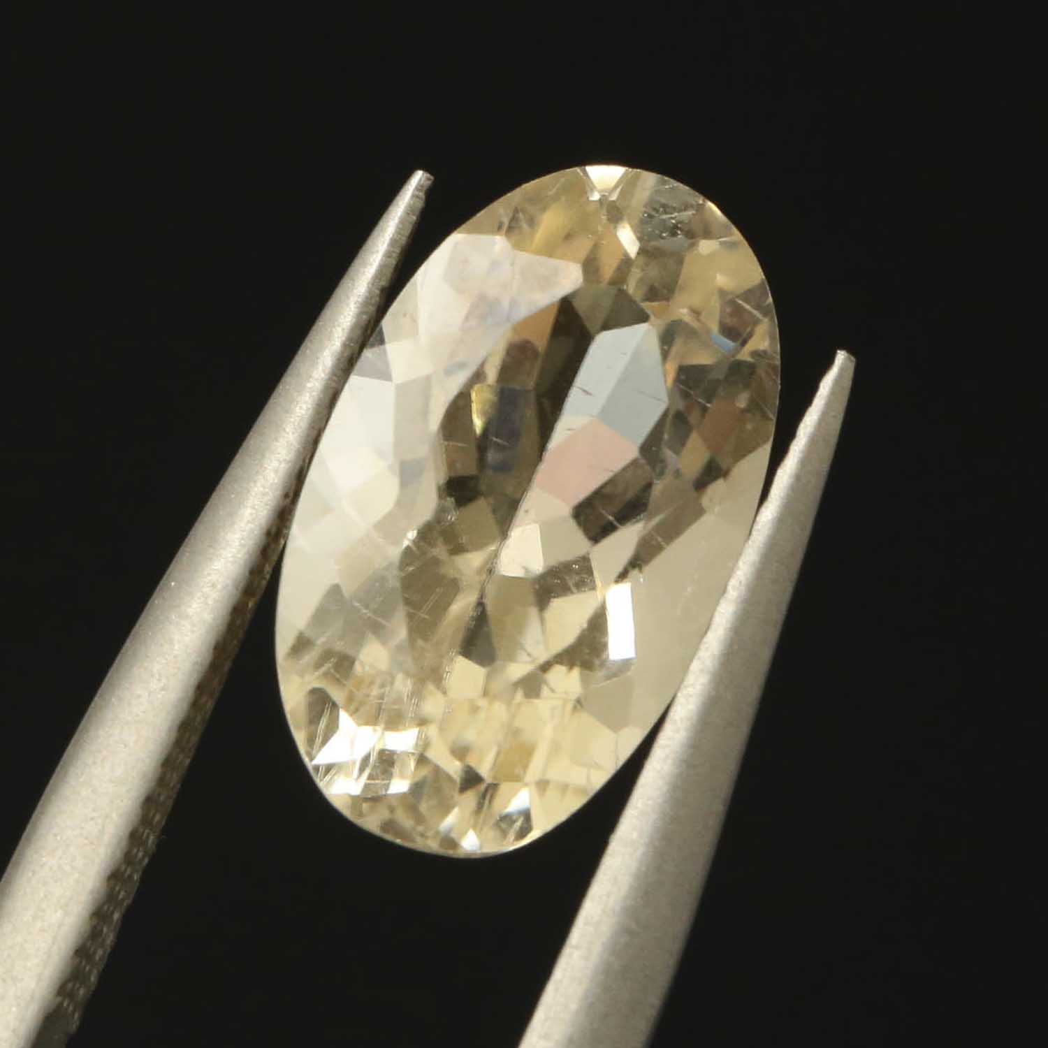 スキャポライト  195g スキャポライト ルース 2.88ct