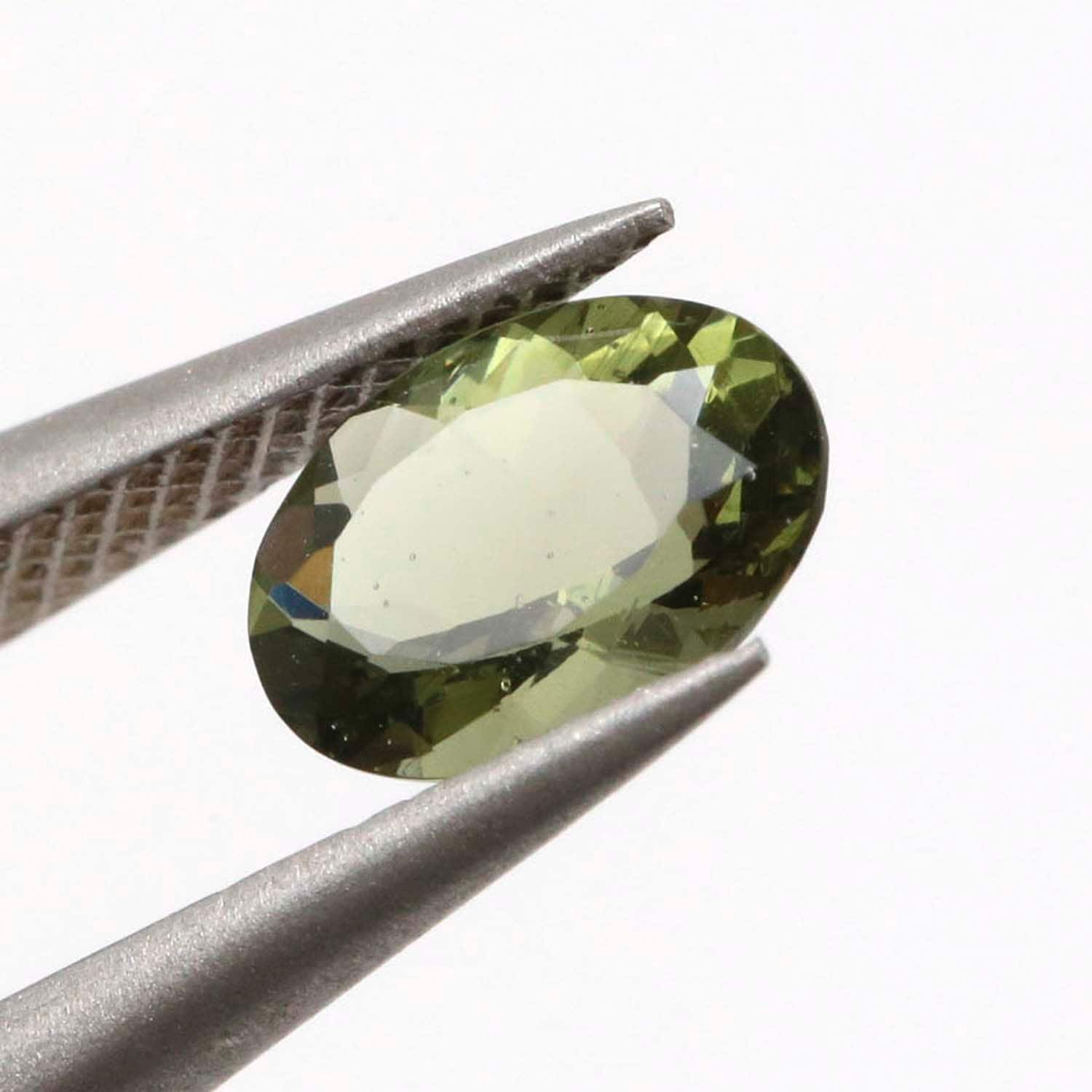 モルダバイト ルース 0.54ct