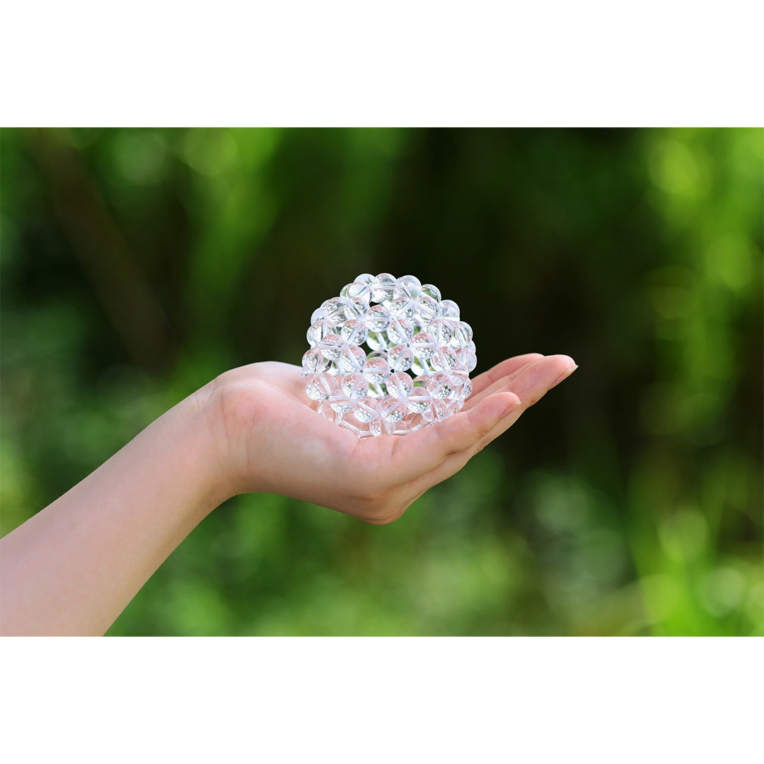 きよらか玉 〈 大玉 〉 直径約82mm（水晶12mm玉使用）