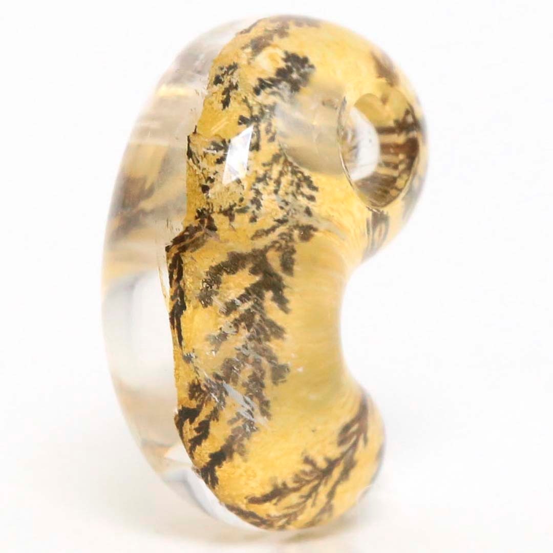 デンドリチッククォーツTOP 出雲型勾玉 10ミリ