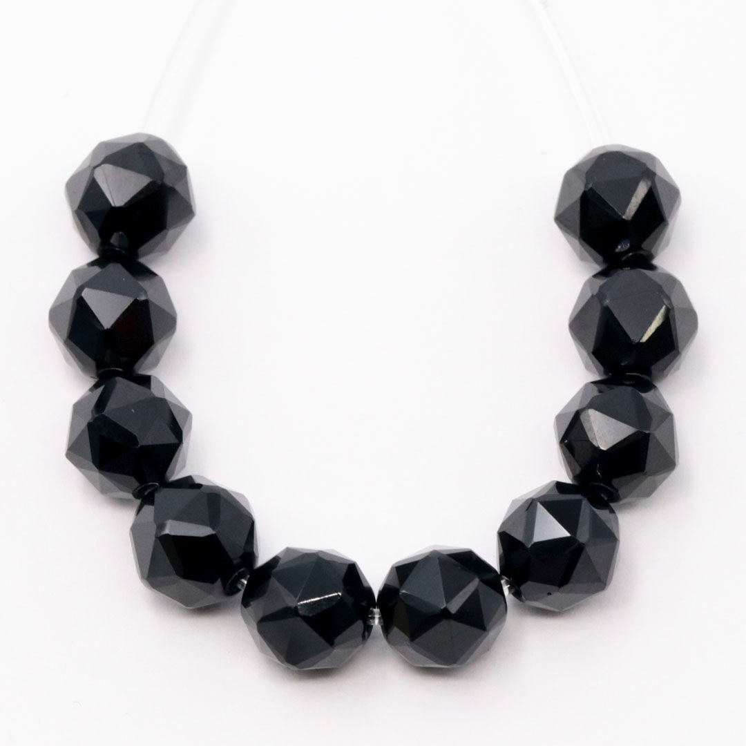 ブラックスピネル スターカット 6ミリ 5石入り