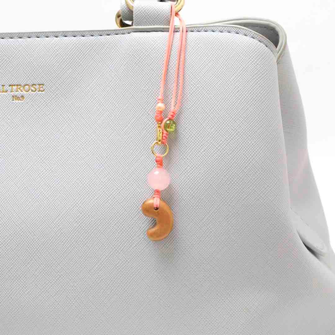 銘木勾玉 桜チャーム_出会い・対人関係の解決