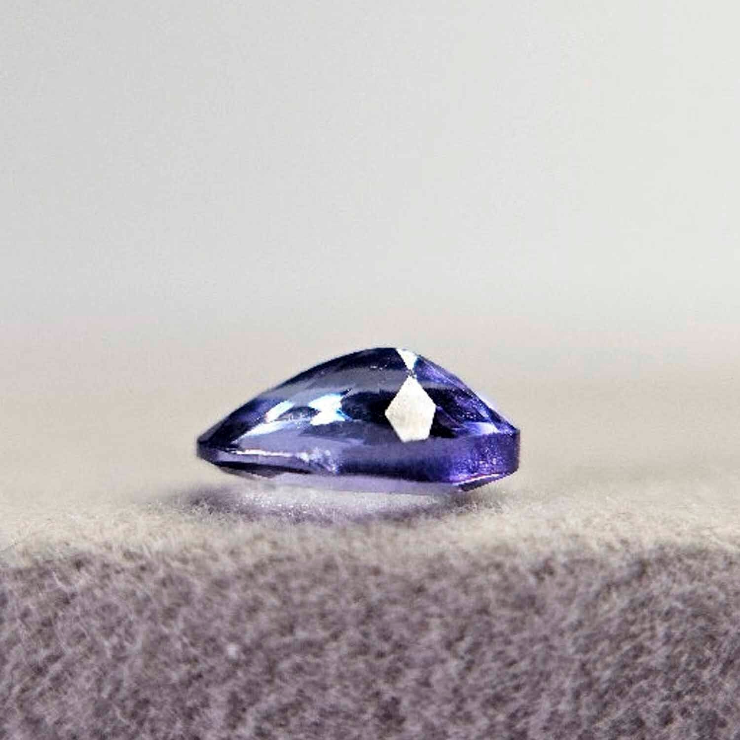 タンザナイト ルース 0.60ct