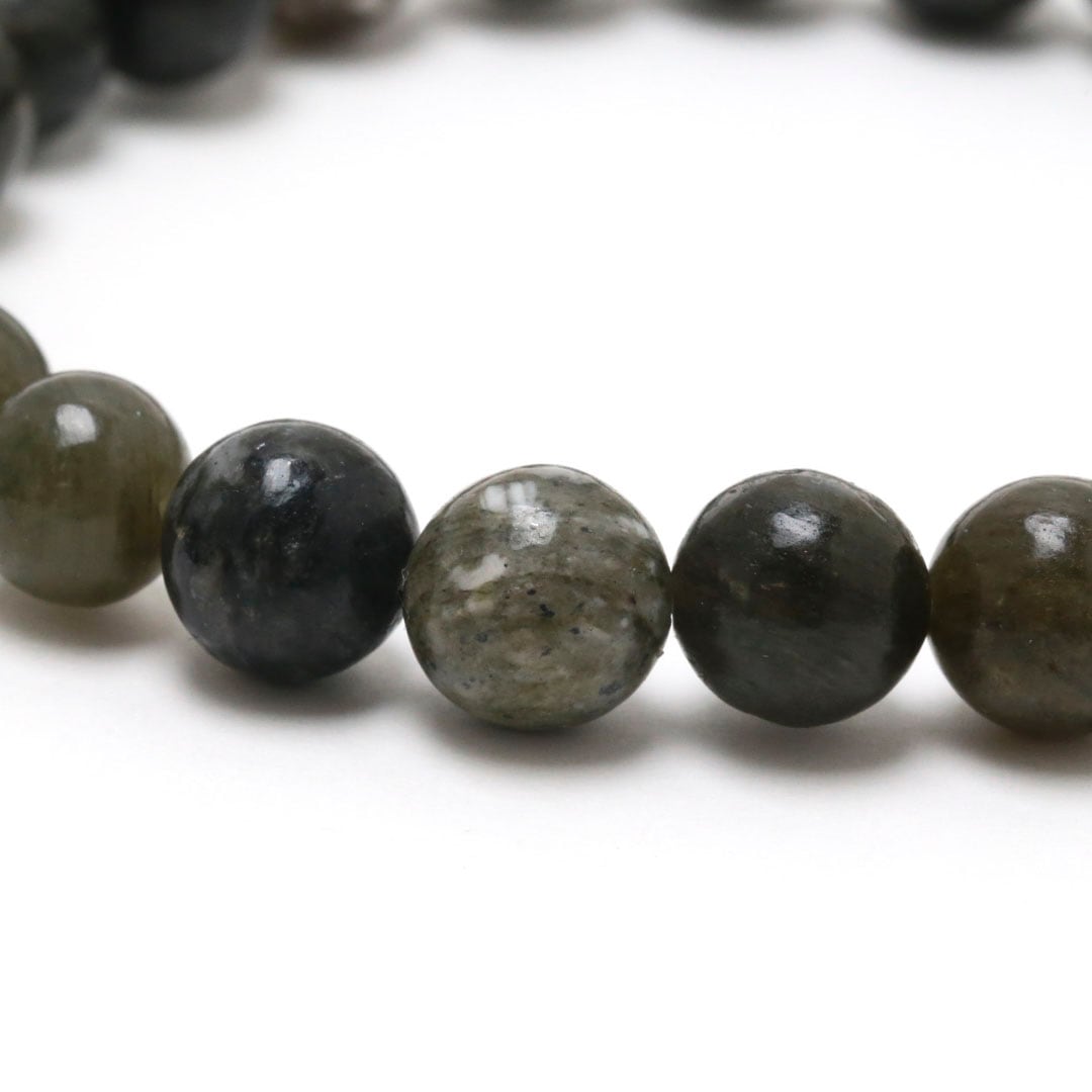 バドガシュタイン鉱石 8ミリ ブレスレット