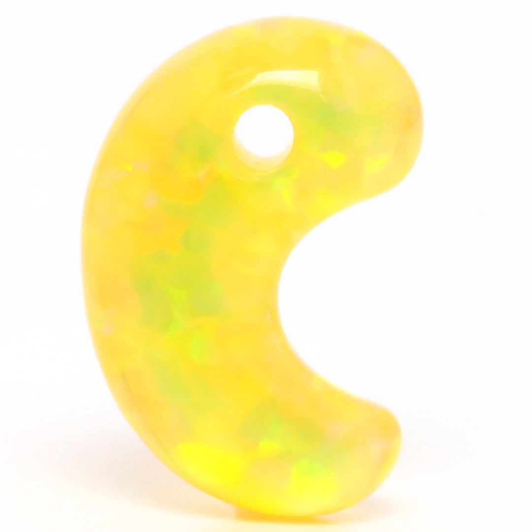 京都オパール 金糸雀-カナリア- 出雲型勾玉 16ミリ