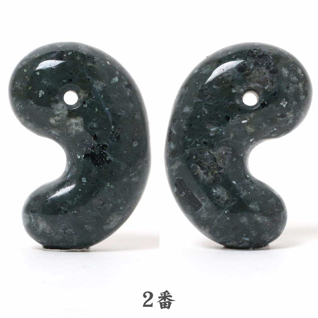 出雲鏡石 出雲型勾玉 30ミリ