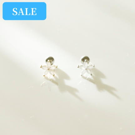 クリスタルフラワーボディピアス
