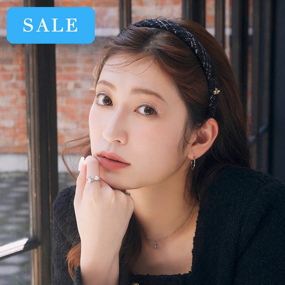 ポイントシャインフープピアス