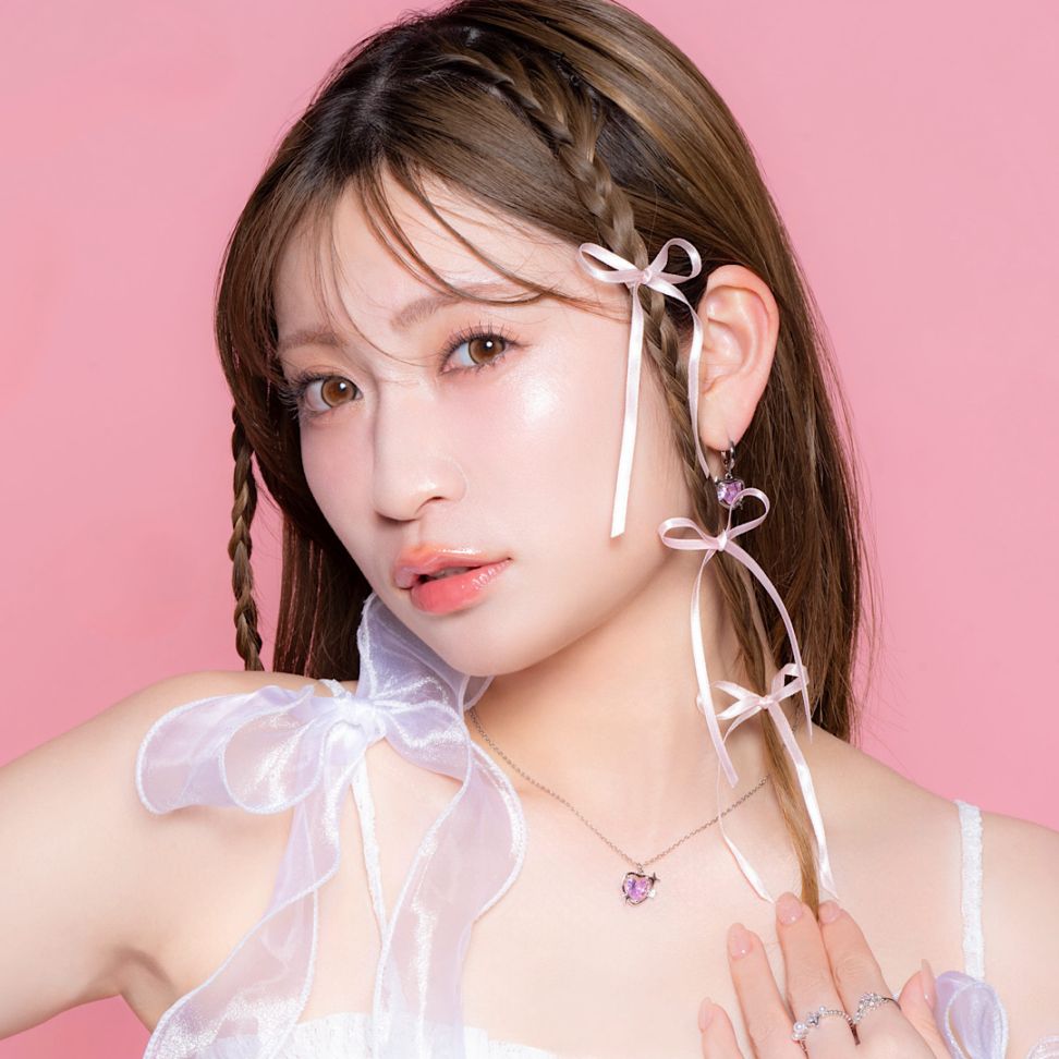 グリッターピンクハートネックレス