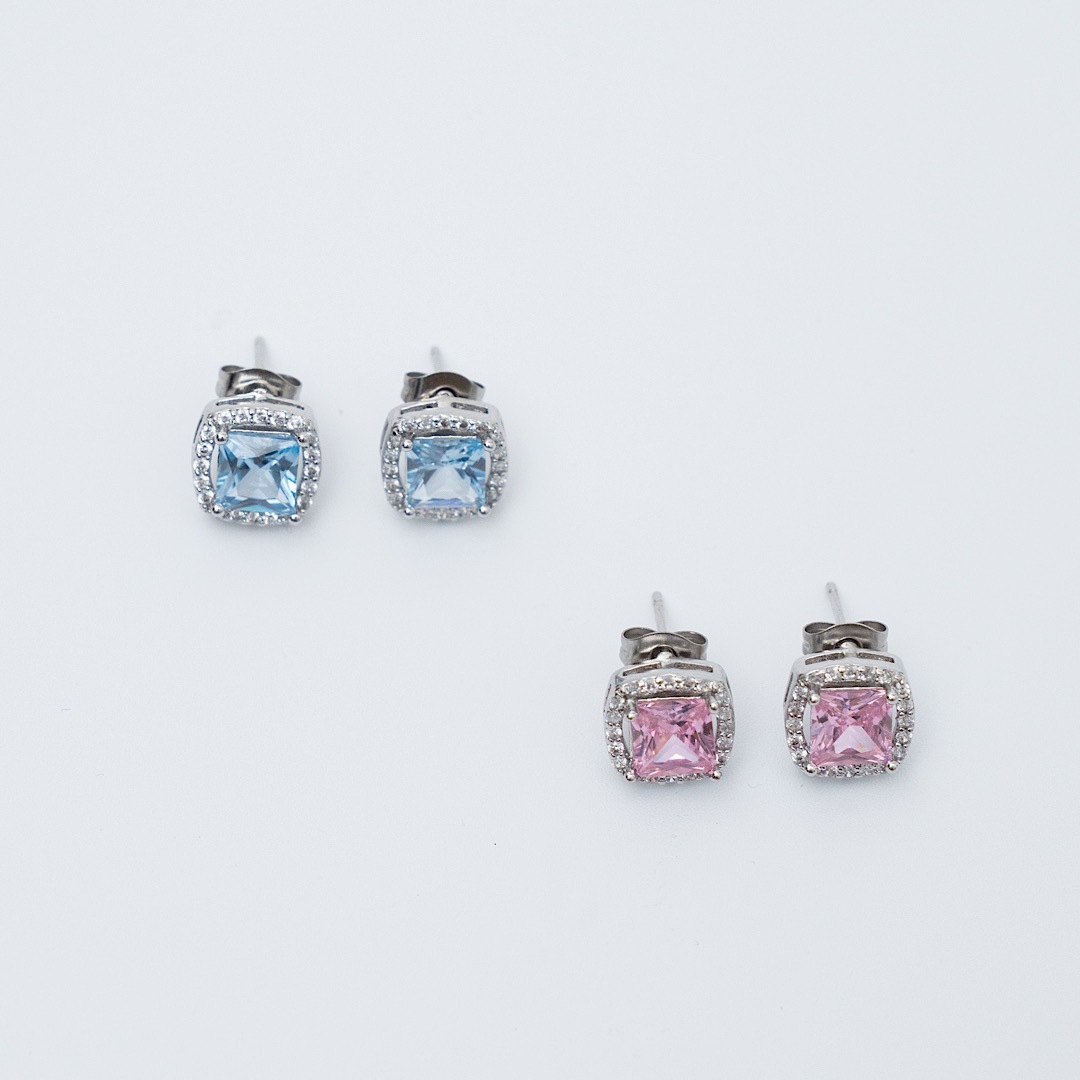 スクエアジュエルピアス