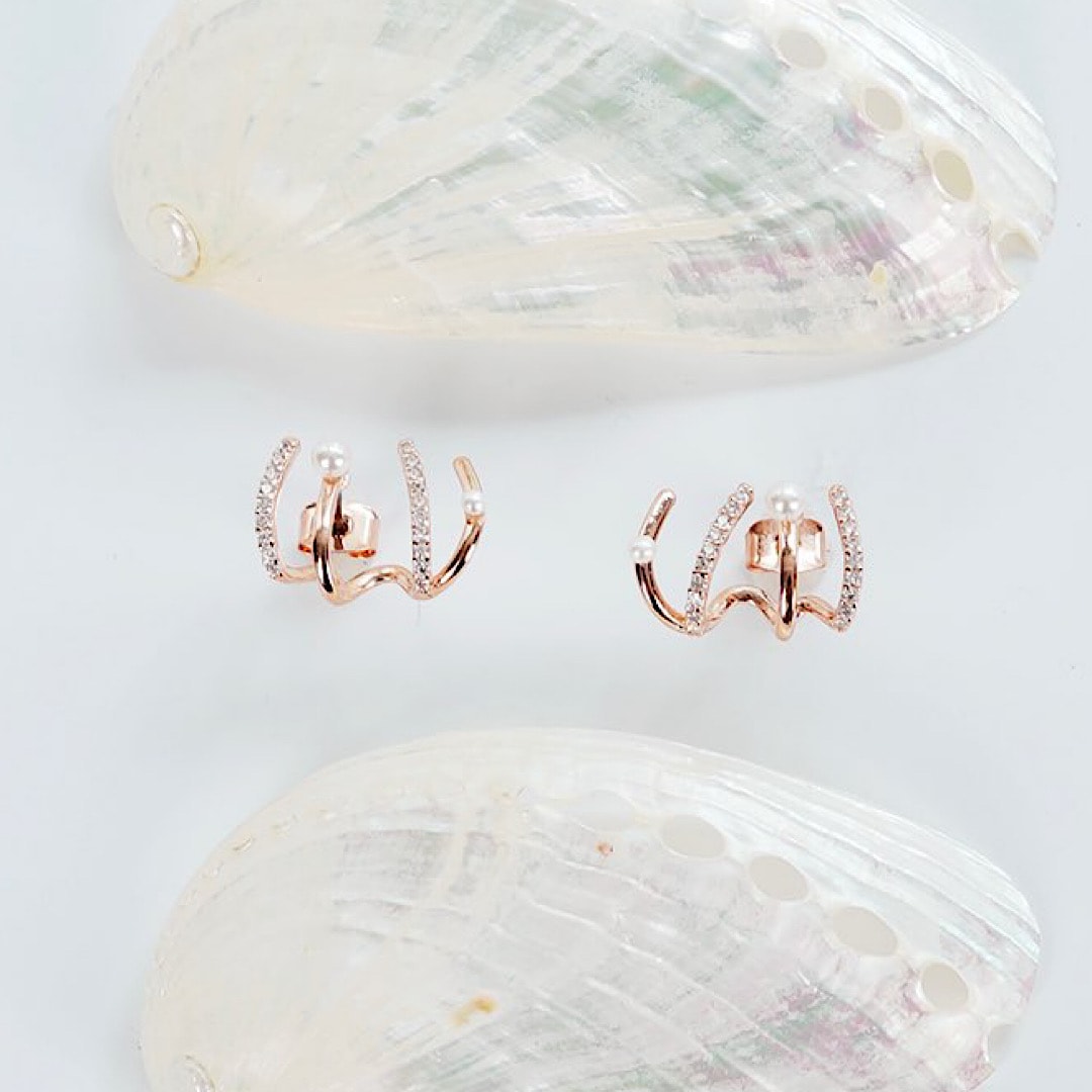 PGクランプスポットパールピアス