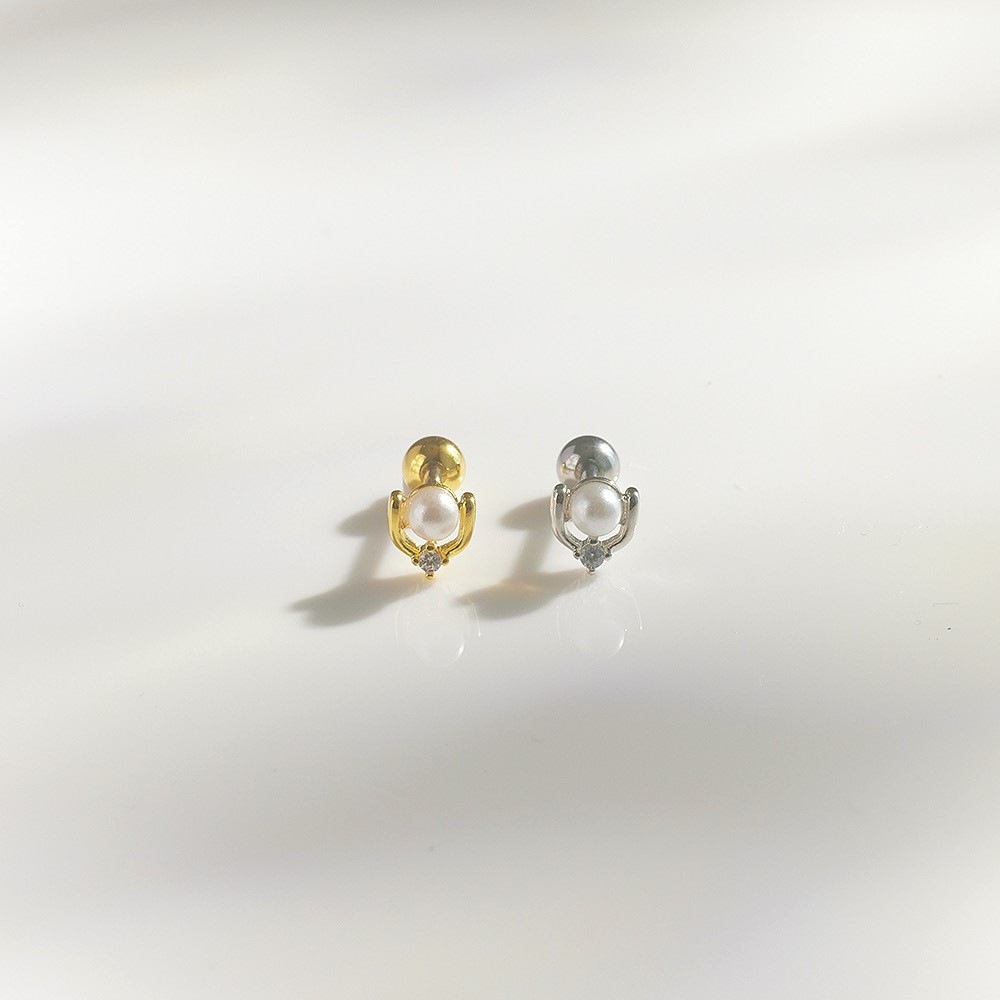 ブランクパールボディピアス
