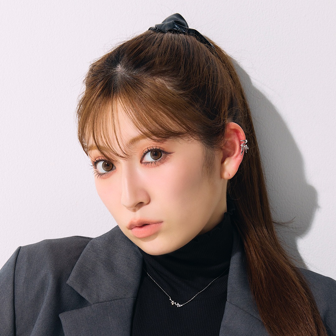 レースアップリボンイヤーカフ