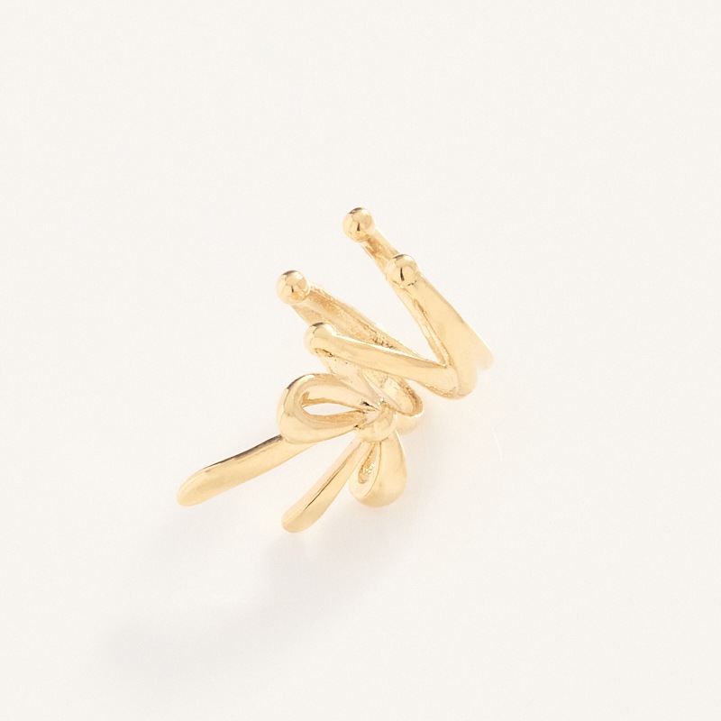 レースアップリボンイヤーカフ