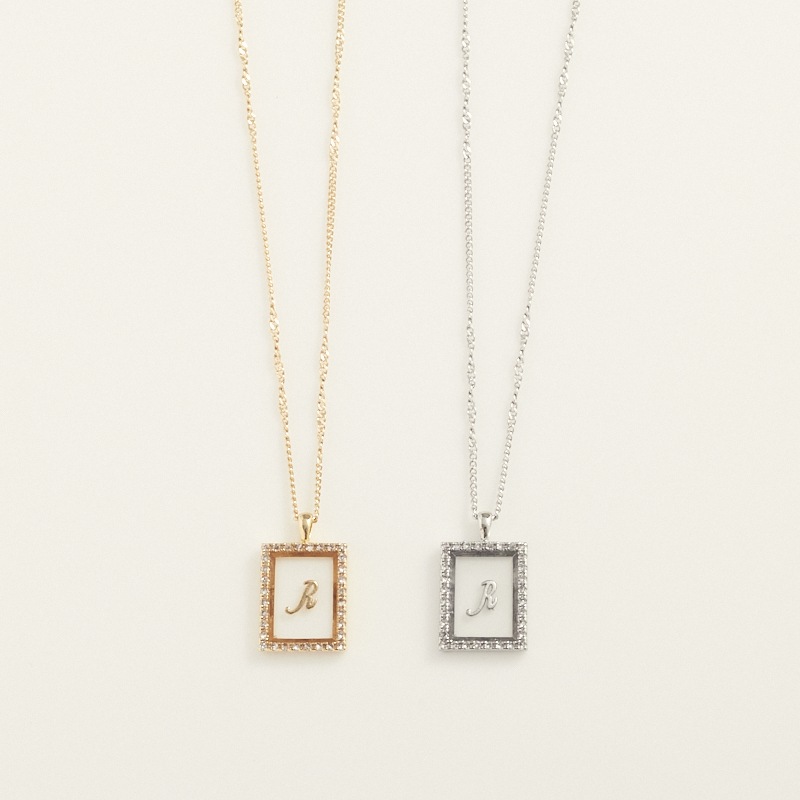 吉田朱里プロデュースアクセサリーブランド anchelion【アンシェリオン】