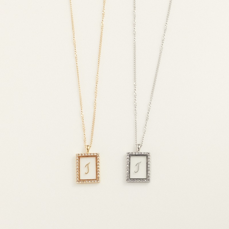 吉田朱里プロデュースアクセサリーブランド anchelion【アンシェリオン】