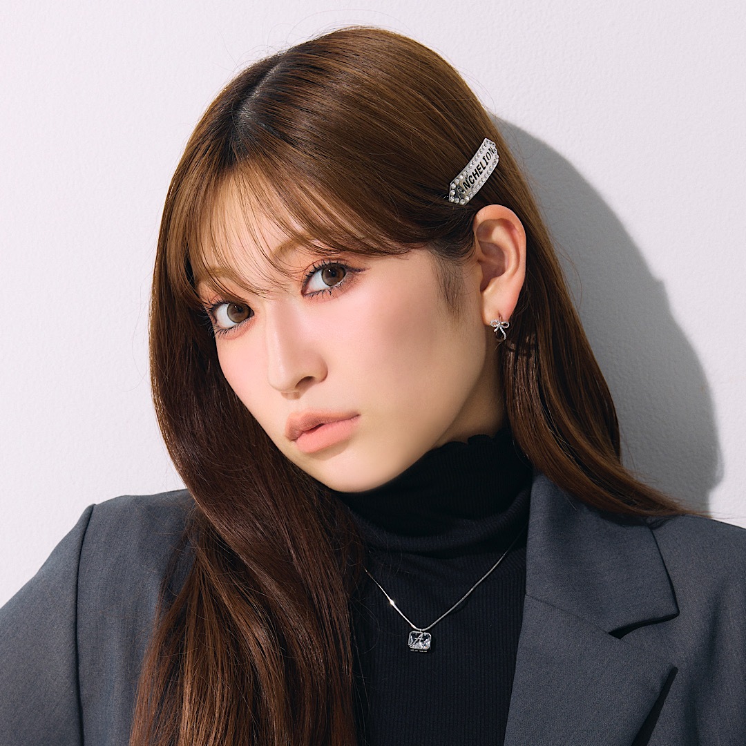 リボンビジューフープピアス