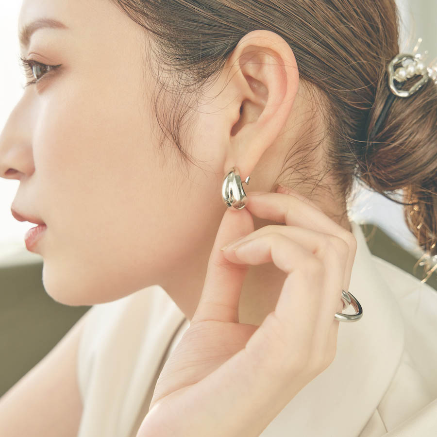 吉田朱里プロデュースアクセサリーブランド anchelion