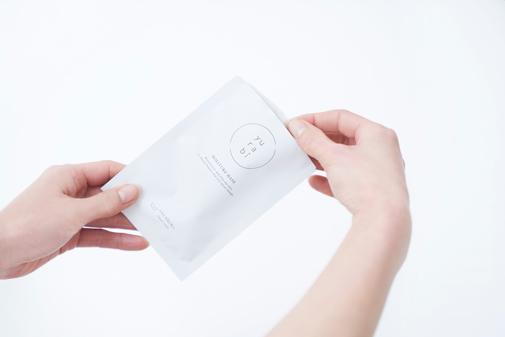 モイストリッチマスク