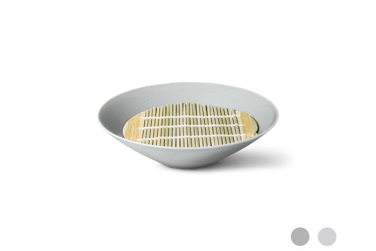 ハレとケ　波佐見焼　そば皿　竹ス付き