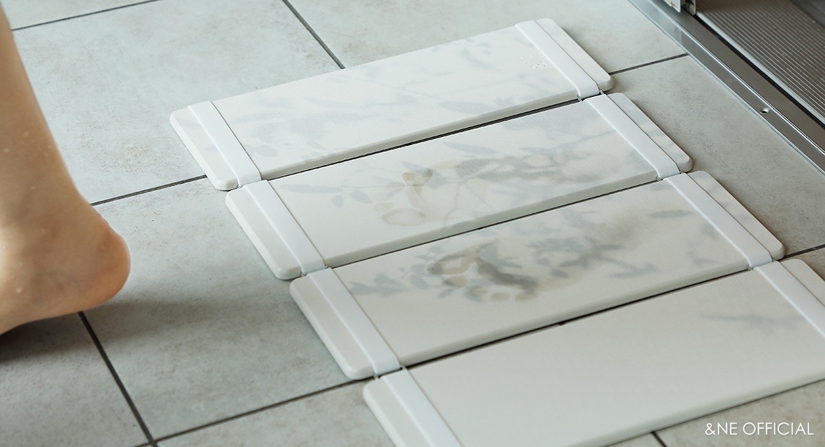 珪藻土折りたたみバスマット