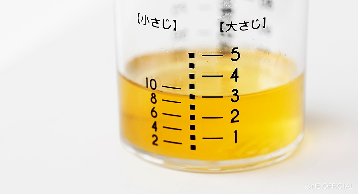 nikii 計量カップ 130ml