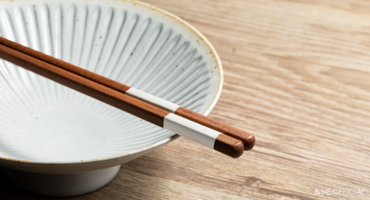 ハレとケ 若狭塗り箸 美濃焼箸置き 2膳セット 木箱入り