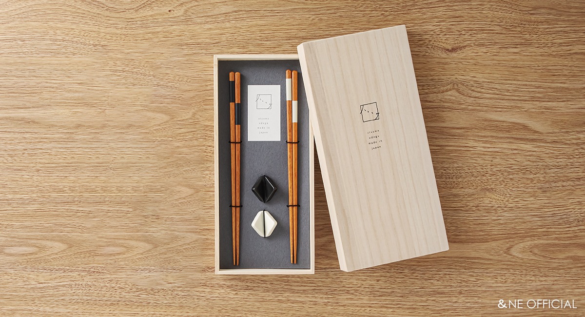 ハレとケ 若狭塗り箸 美濃焼箸置き 2膳セット 木箱入り