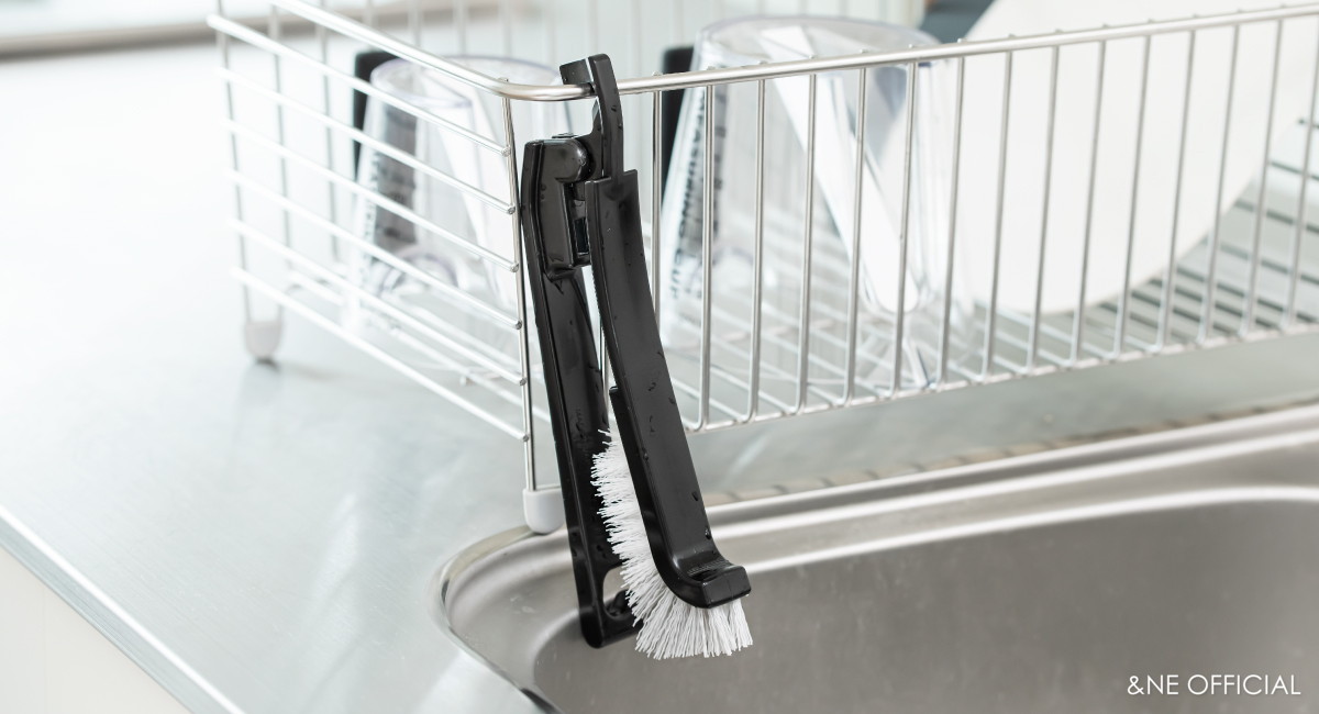 nikii 折りたたみ排水口ブラシ