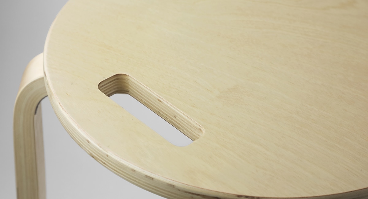 ラウンドスタッキングスツール ハンドル付き